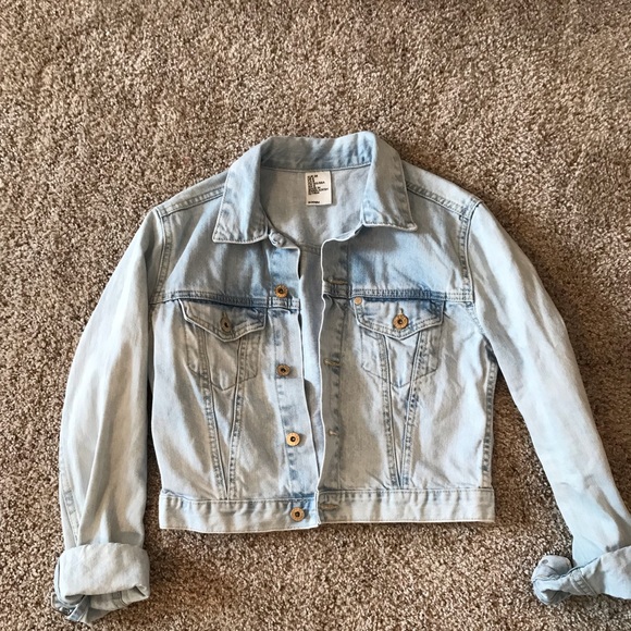 H&M Jackets & Blazers - Denim light wash jean jacket